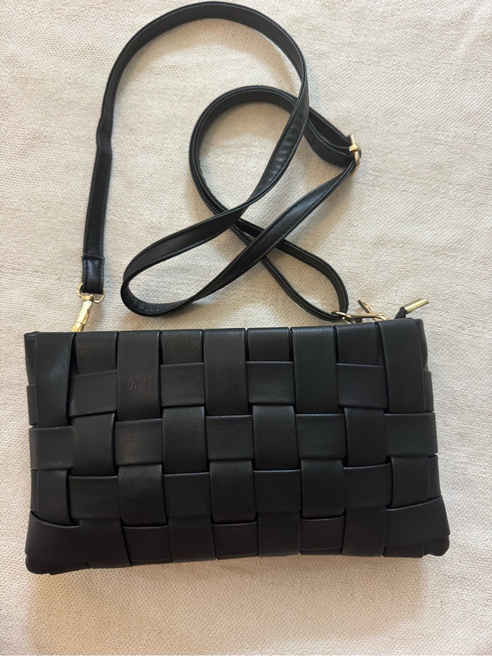 Olivia Miller Black Woven Crossbody Bag